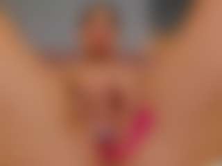 AmedeeaBanks's Live Sex Cam Show