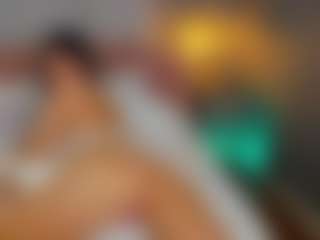 AmedeeaBanks's Live Sex Cam Show