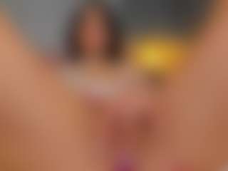 AmedeeaBanks's Live Sex Cam Show