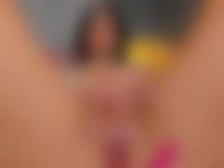 AmedeeaBanks's Live Sex Cam Show