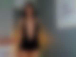 Live cam show with AmedeeaBanks - Dildo Young Adult on Uber Horny