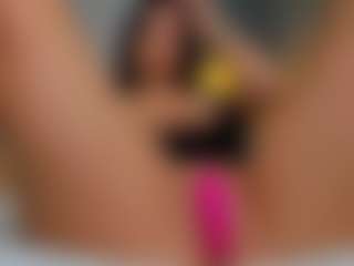 Live cam show with AmedeeaBanks - Sexy on Camsoda