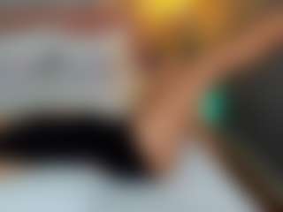 AmedeeaBanks's Live Sex Cam Show