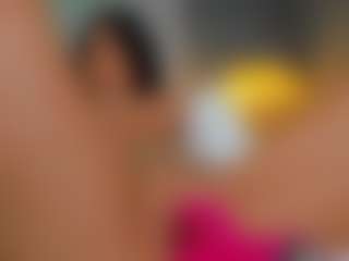 AmedeeaBanks's Live Sex Cam Show