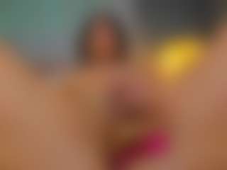 AmedeeaBanks's Live Sex Cam Show