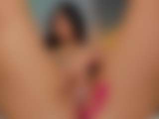 AmedeeaBanks's Live Sex Cam Show
