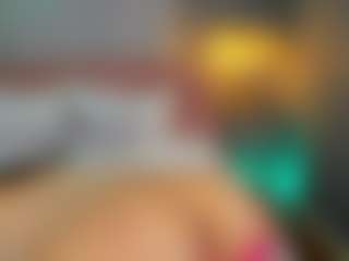 AmedeeaBanks's Live Sex Cam Show