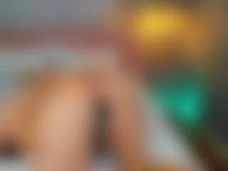 AmedeeaBanks's Live Sex Cam Show