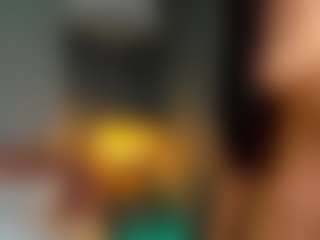 AmedeeaBanks's Live Sex Cam Show