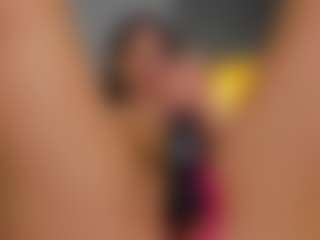 Live cam show with AmedeeaBanks - Vr on Camsoda