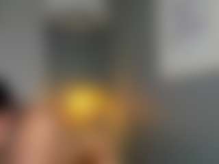 AmedeeaBanks's Live Sex Cam Show