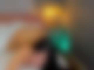 AmedeeaBanks's Live Sex Cam Show