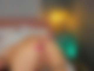 AmedeeaBanks's Live Sex Cam Show