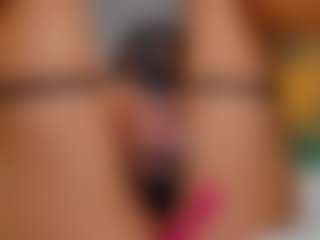 AmedeeaBanks's Live Sex Cam Show