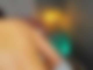 AmedeeaBanks's Live Sex Cam Show