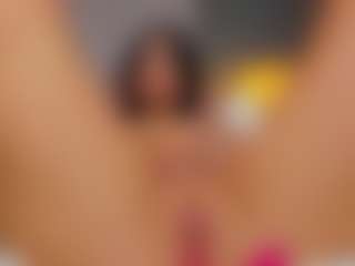 AmedeeaBanks's Live Sex Cam Show