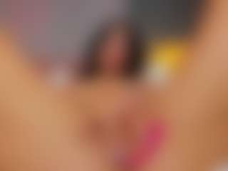 AmedeeaBanks's Live Sex Cam Show
