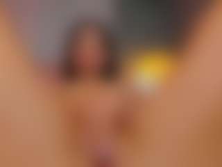 AmedeeaBanks's Live Sex Cam Show