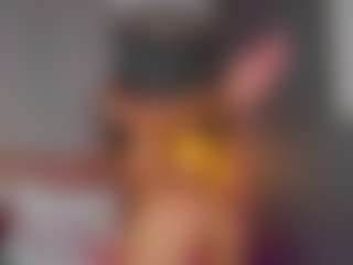 AmedeeaBanks's Live Sex Cam Show