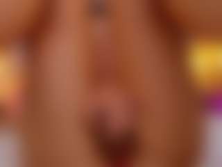 AmedeeaBanks's Live Sex Cam Show