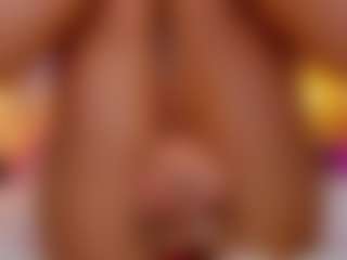 AmedeeaBanks's Live Sex Cam Show