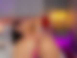 AmedeeaBanks's Live Sex Cam Show