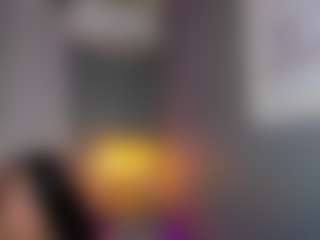 AmedeeaBanks's Live Sex Cam Show