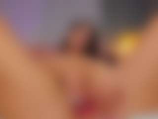 AmedeeaBanks's Live Sex Cam Show