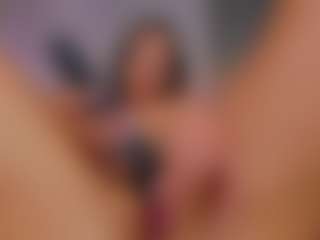 AmedeeaBanks's Live Sex Cam Show