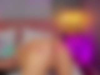 AmedeeaBanks's Live Sex Cam Show