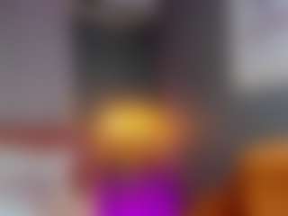 AmedeeaBanks's Live Sex Cam Show