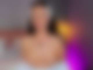 AmedeeaBanks's Live Sex Cam Show