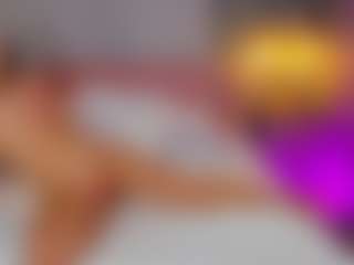 AmedeeaBanks's Live Sex Cam Show