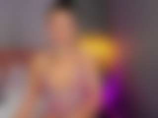 Live cam show with AmedeeaBanks - Flashing on WildCum
