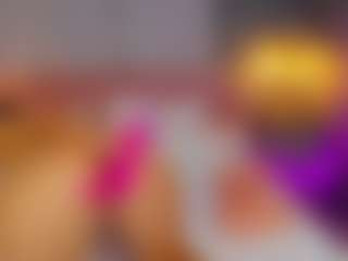 AmedeeaBanks's Live Sex Cam Show