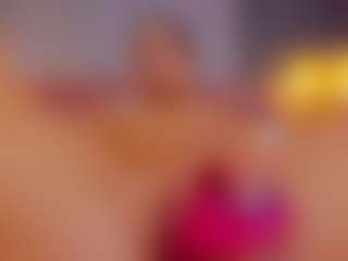 AmedeeaBanks's Live Sex Cam Show