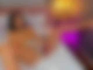 AmedeeaBanks's Live Sex Cam Show