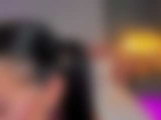 Live cam show with AmedeeaBanks - Squirt on slutload