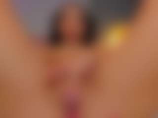 AmedeeaBanks's Live Sex Cam Show