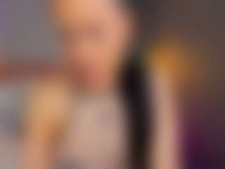 AmedeeaBanks's Live Sex Cam Show