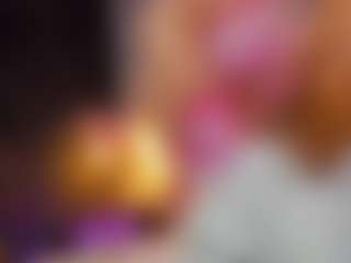 AmedeeaBanks's Live Sex Cam Show