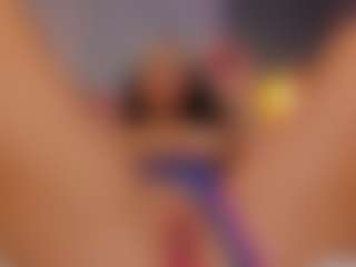 AmedeeaBanks's Live Sex Cam Show