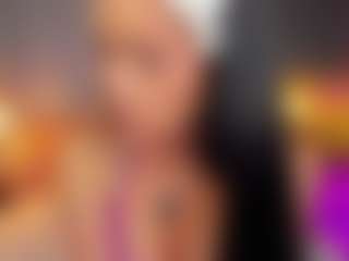 Live cam show with AmedeeaBanks - Spank on AdultVida.com