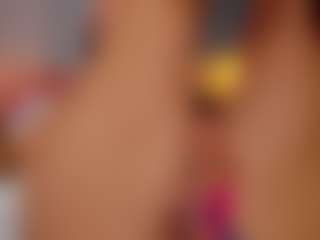AmedeeaBanks's Live Sex Cam Show