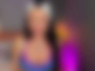 Live cam show with AmedeeaBanks - Spank Toys on Hubzter Live