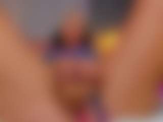 AmedeeaBanks's Live Sex Cam Show