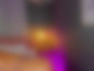 AmedeeaBanks's Live Sex Cam Show