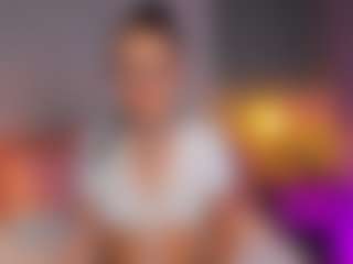 AmedeeaBanks's Live Sex Cam Show
