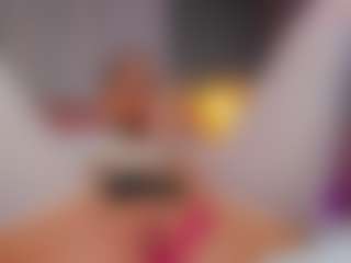 AmedeeaBanks's Live Sex Cam Show