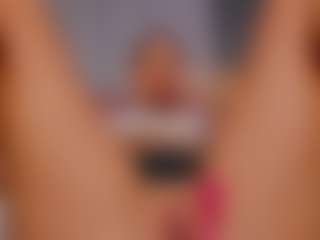 Live cam show with AmedeeaBanks - Squirt Curvy on Mixed Magazine Live